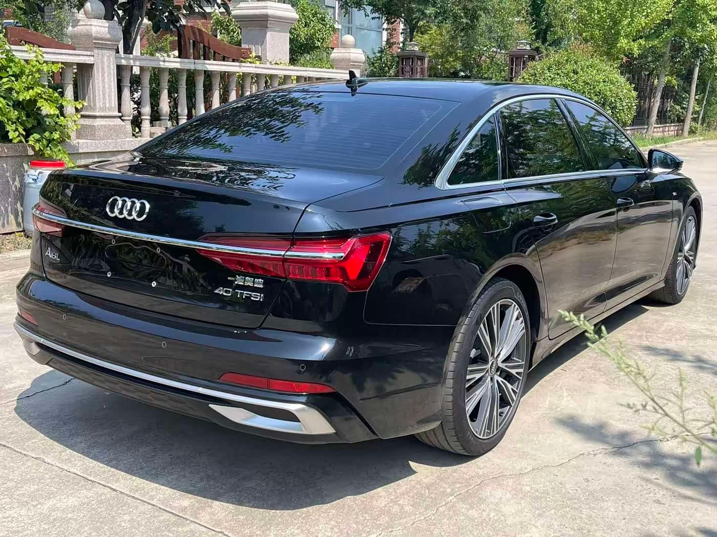 Audi A6L 2023 — Фото 6/12