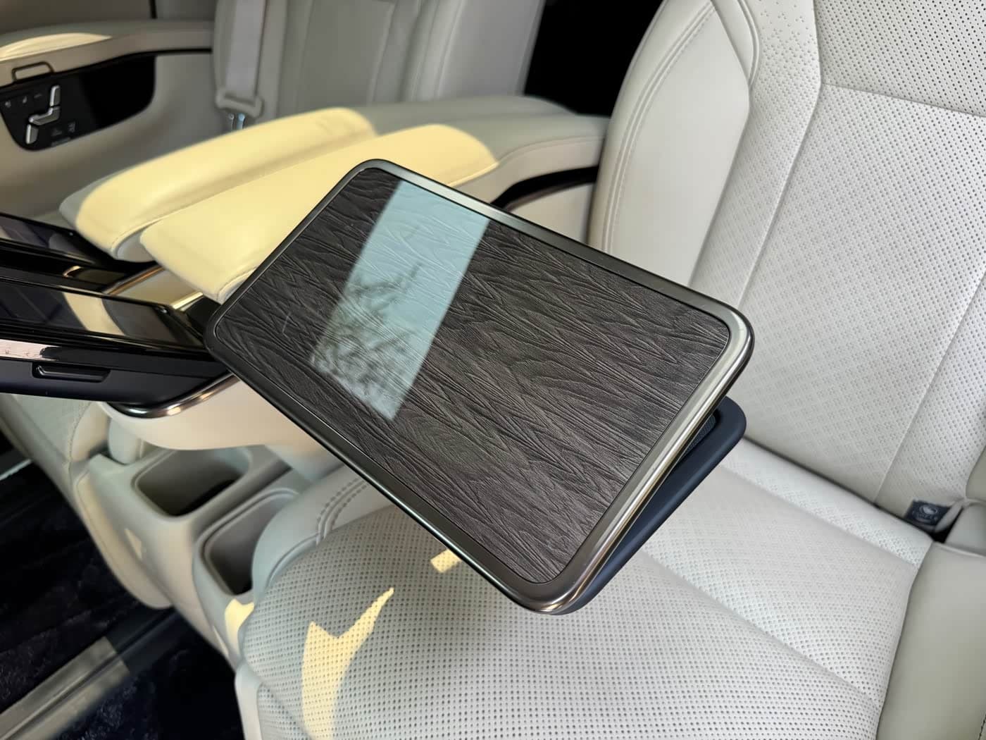 Toyota Vellfire 2024 — Фото 12/20