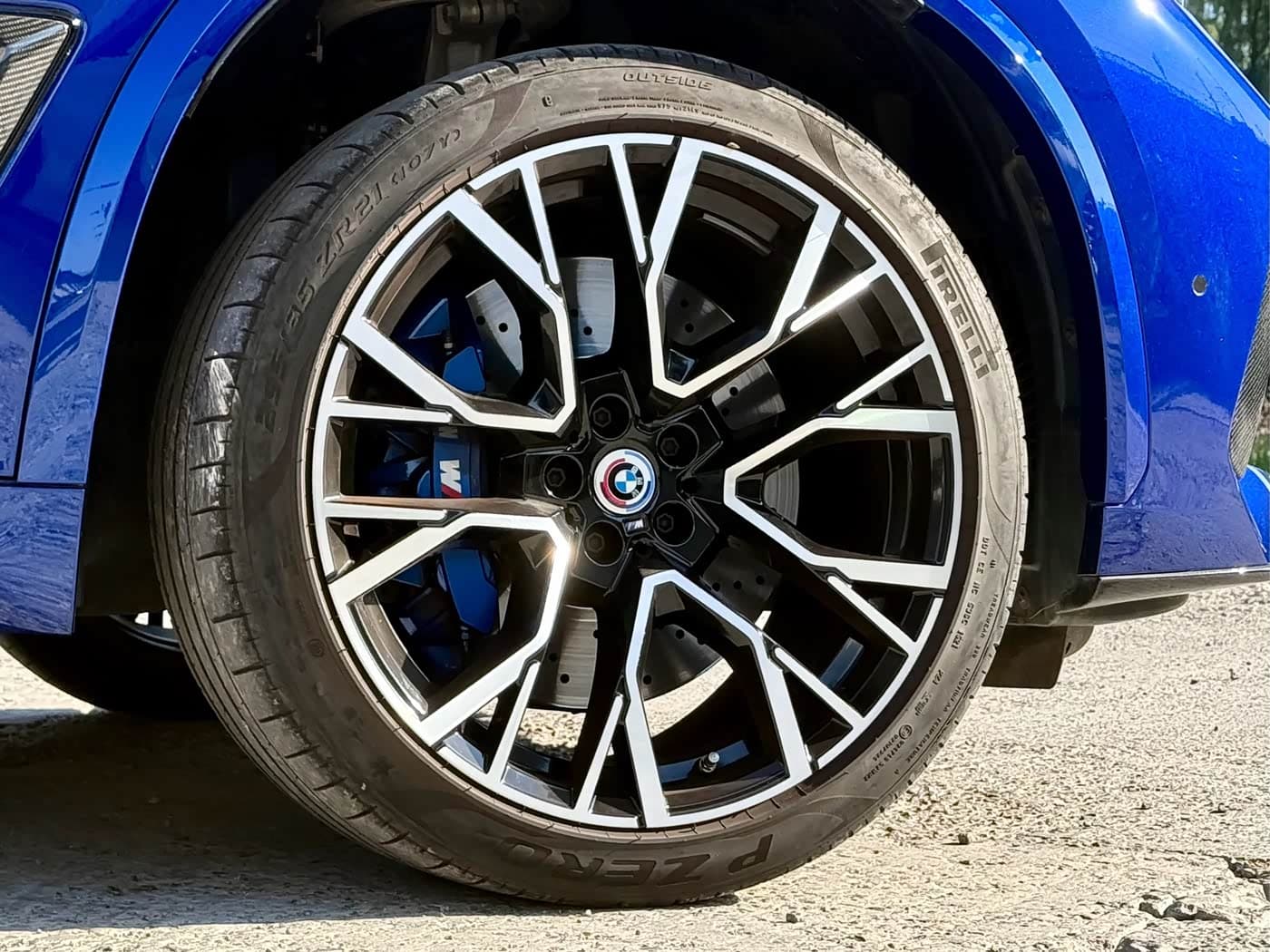 BMW X5 M 2022 — Фото 4/10