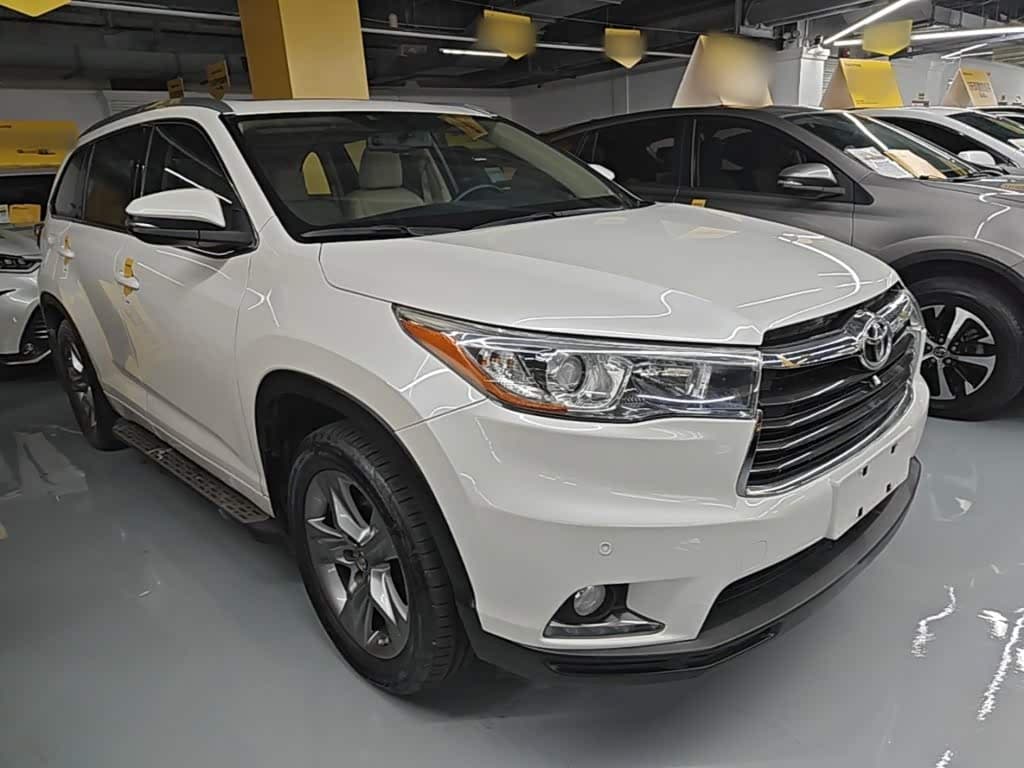 Toyota Highlander 2016 — Фото 4/20