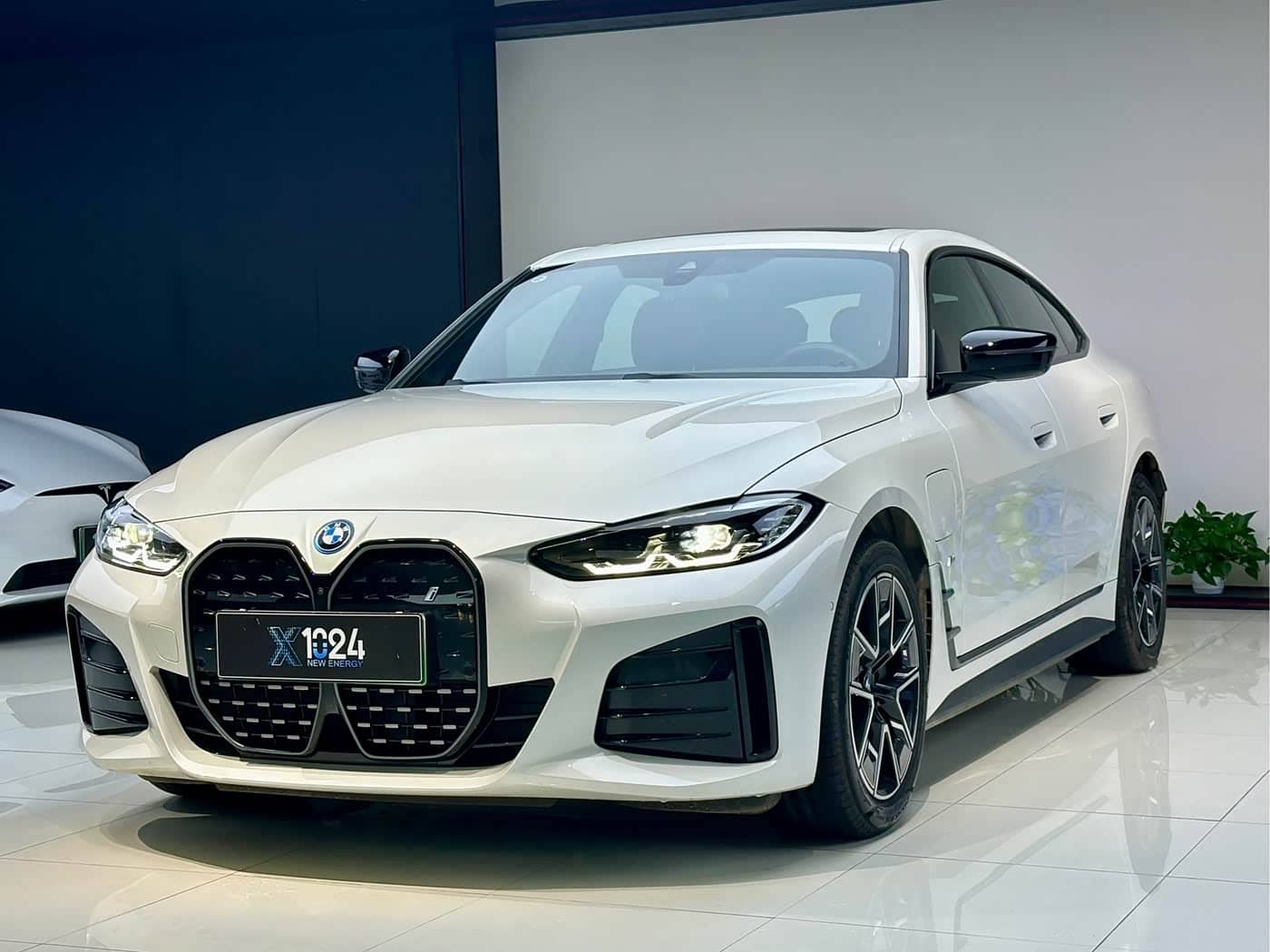 BMW i4, 2026