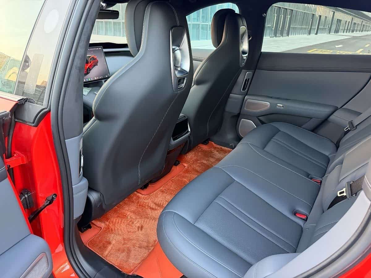 Xiaomi Auto Xiaomi YU7 2025 — Фото 12/13