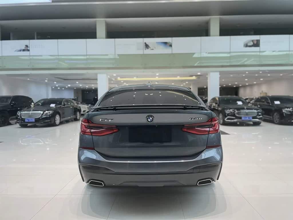 BMW 6 Series GT 2019 — Фото 8/9