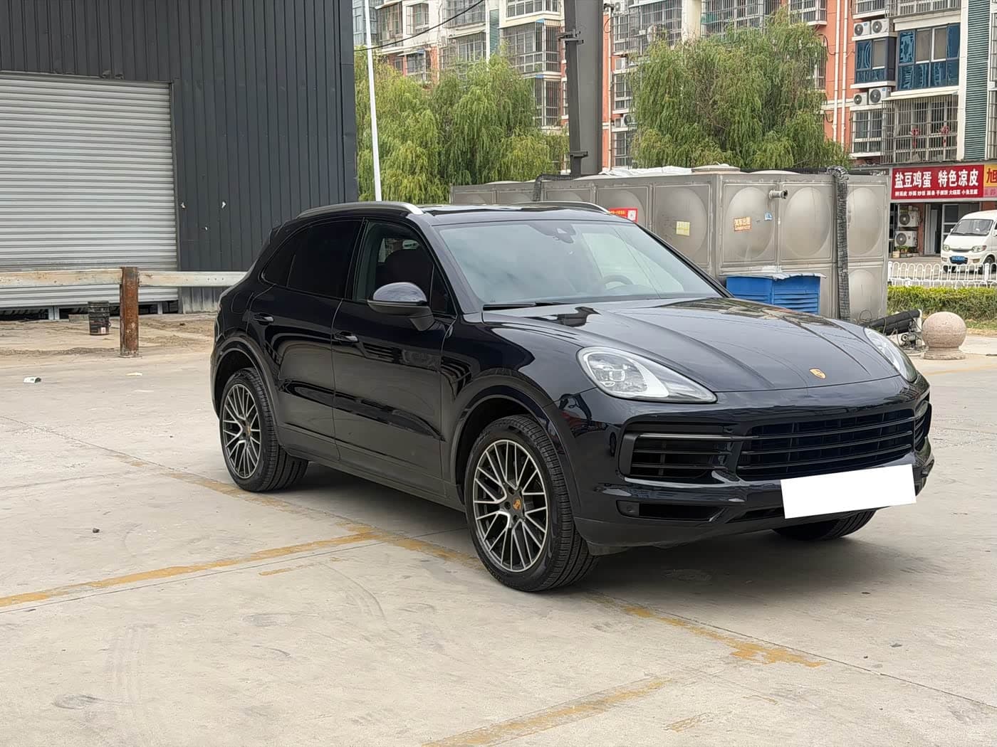 Porsche Cayenne 2019 — Фото 3/10