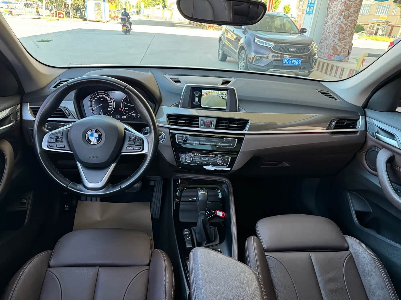 BMW X1 2019 — Фото 9/15