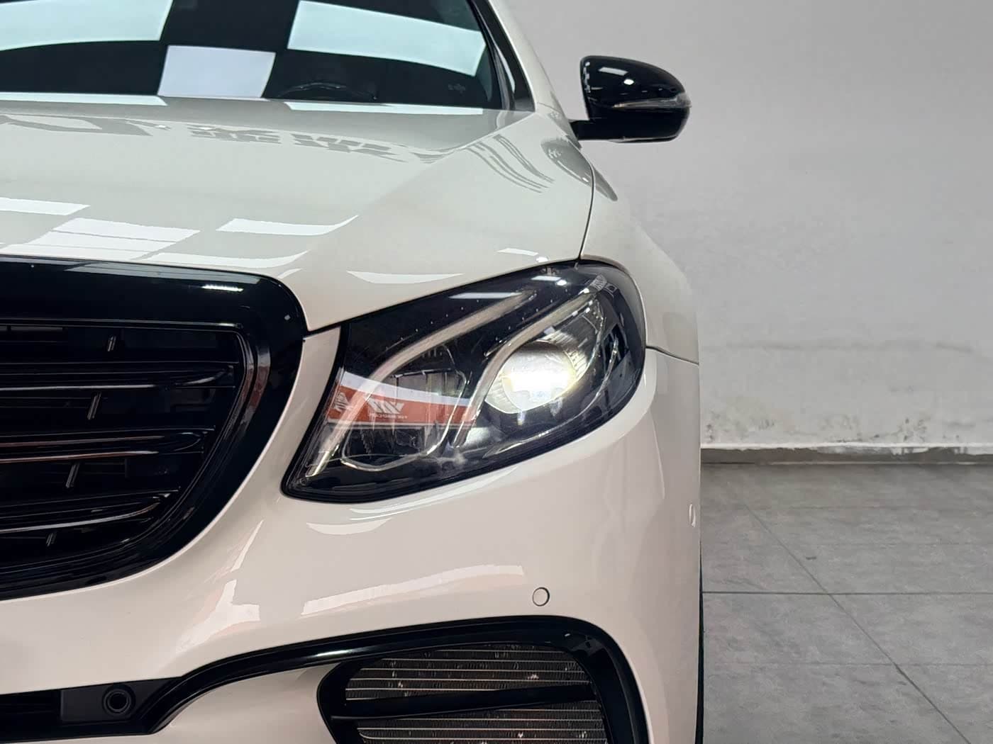 Mercedes-Benz E-Class 2017 — Фото 17/19