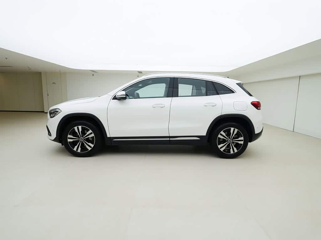 Mercedes-Benz GLA 2022 — Фото 4/20