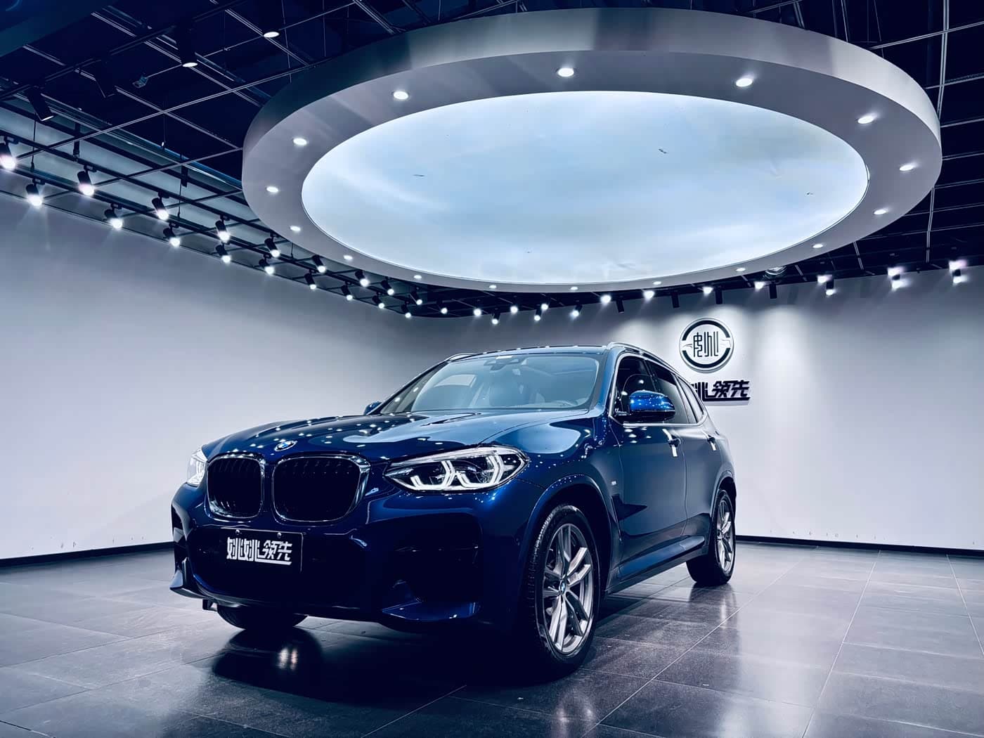 BMW X3 2020 — Фото 1/14