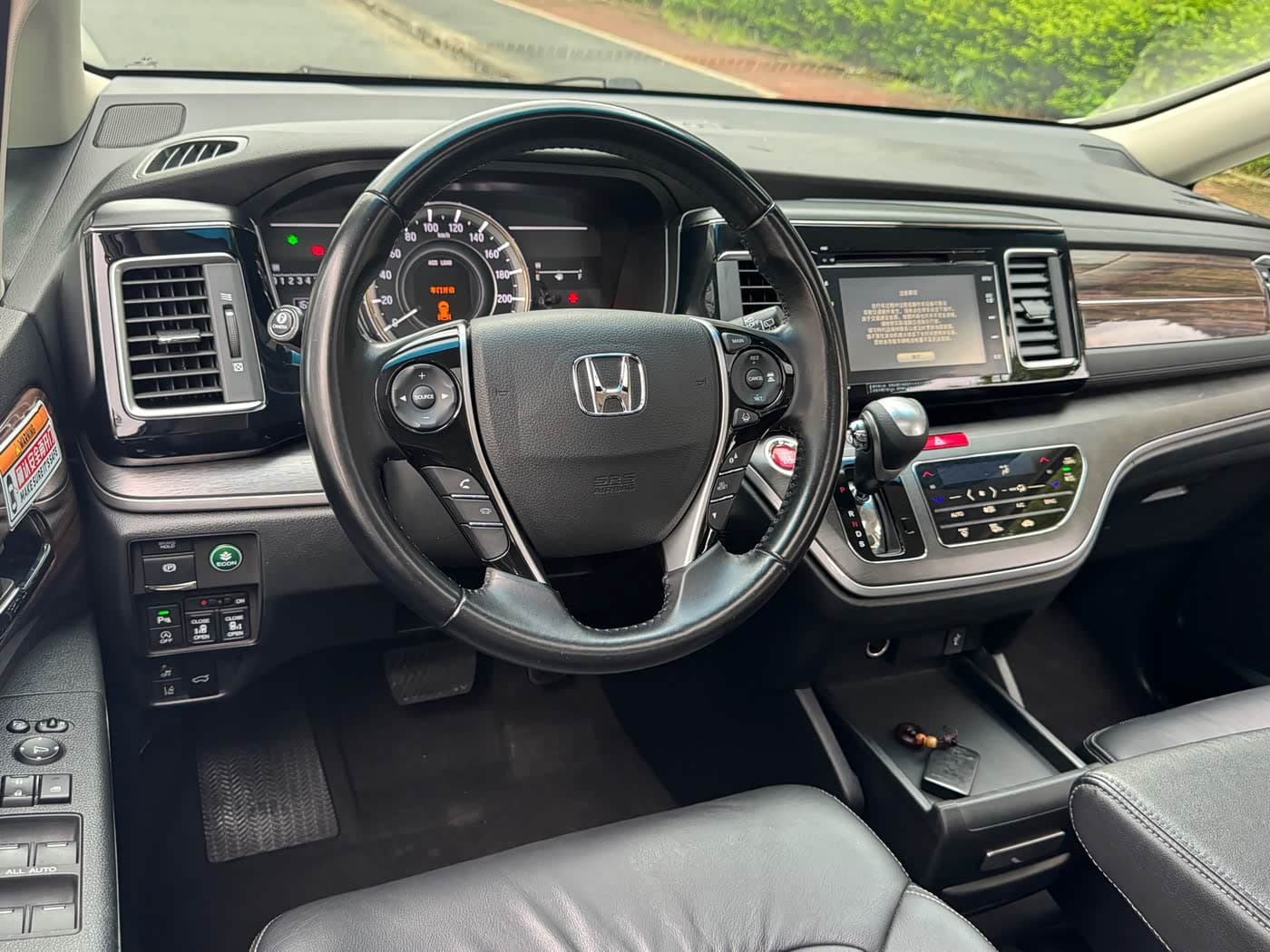 Honda Elysion 2017 — Фото 16/20