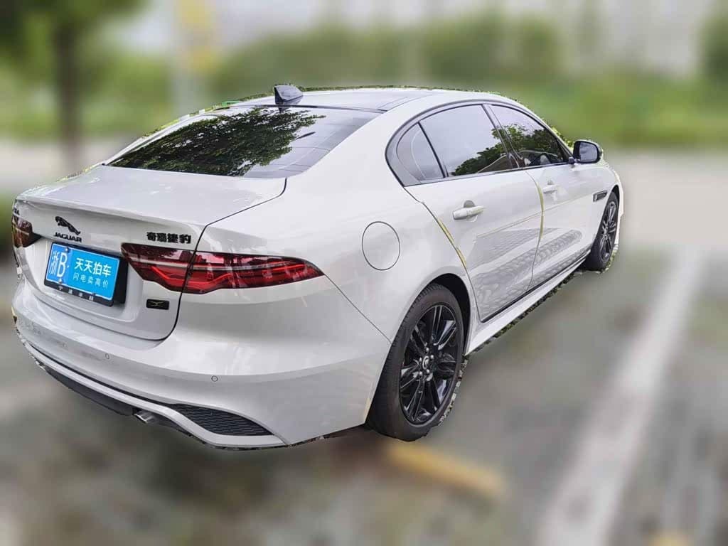 Jaguar XEL 2025 — Фото 5/15