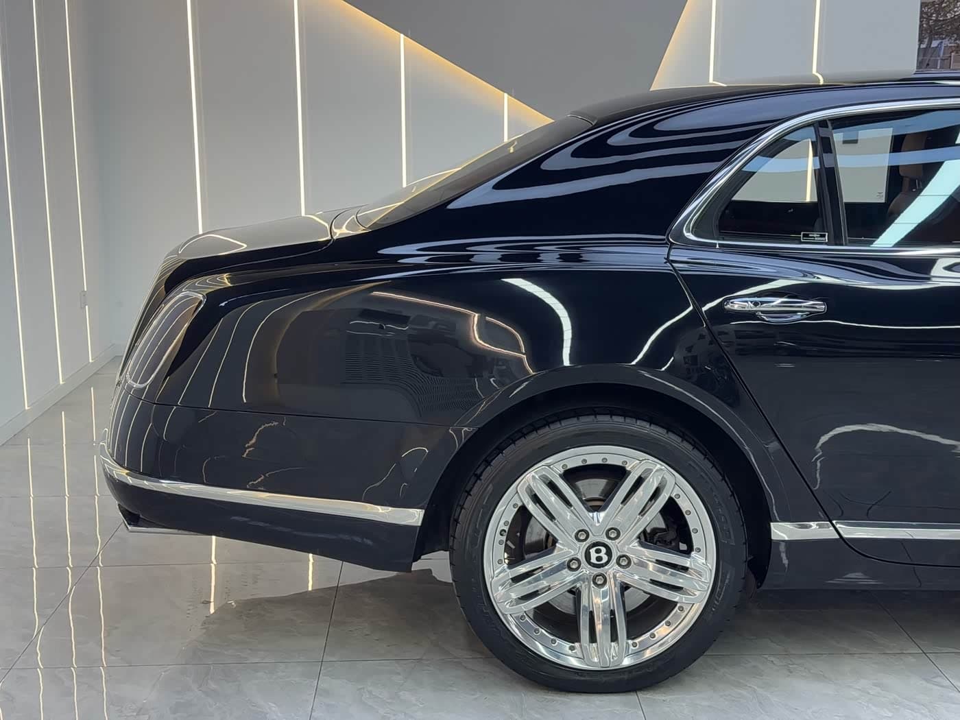 Bentley Mulsanne 2014 — Фото 12/20