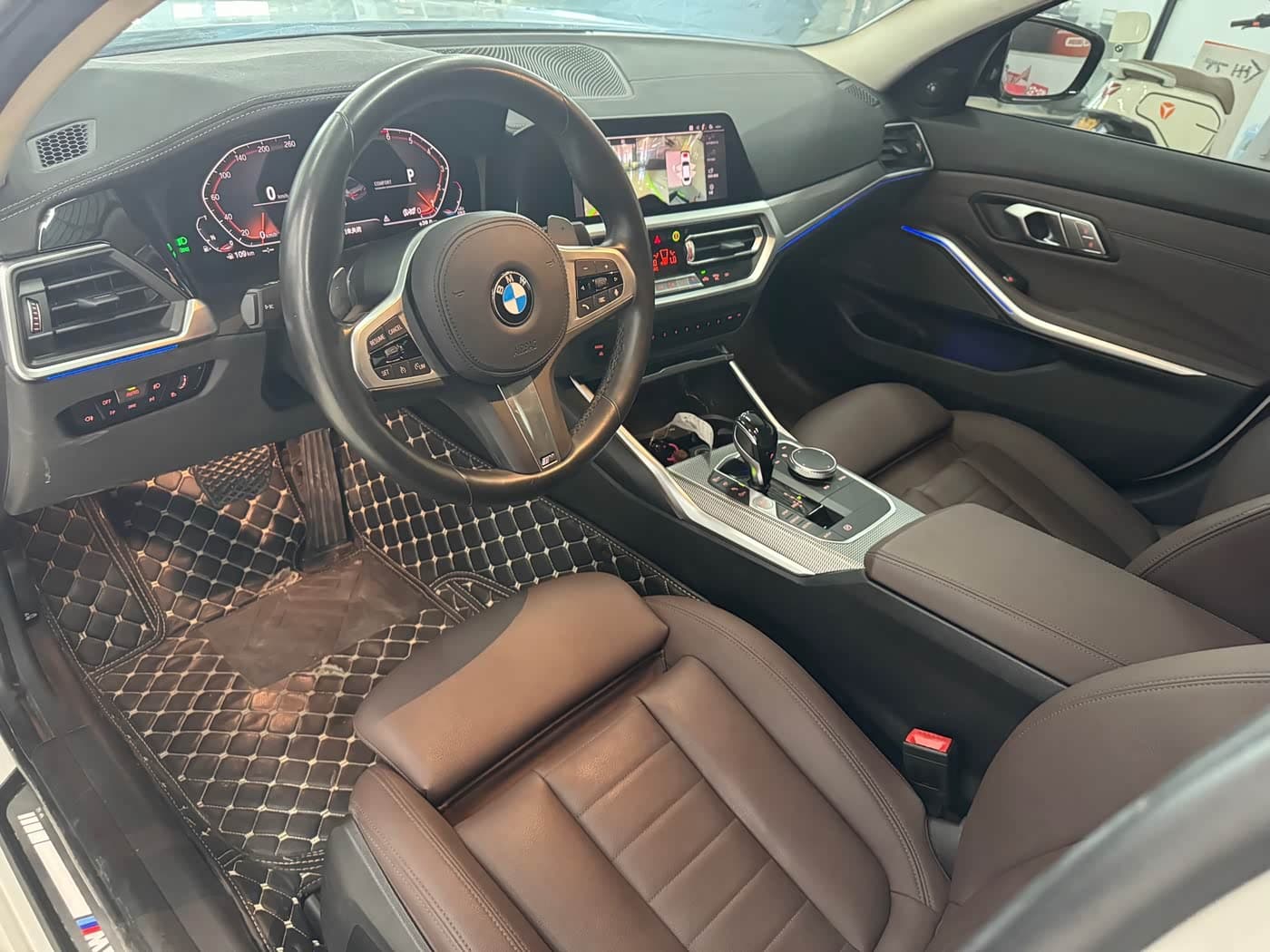 BMW 3 Series 2019 — Фото 9/18