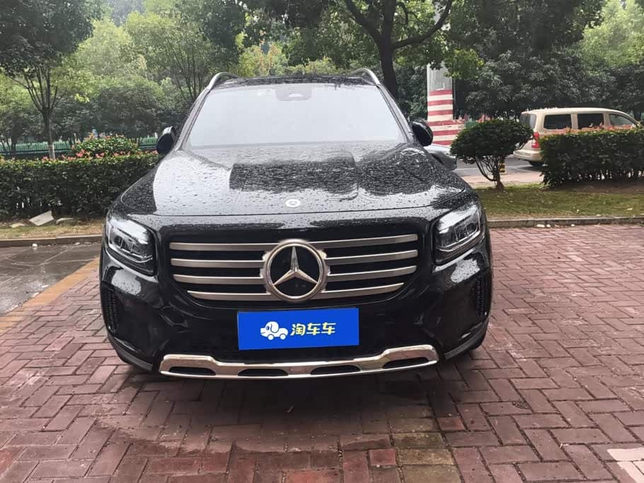 Mercedes-Benz GLB 2024 — Фото 2/16