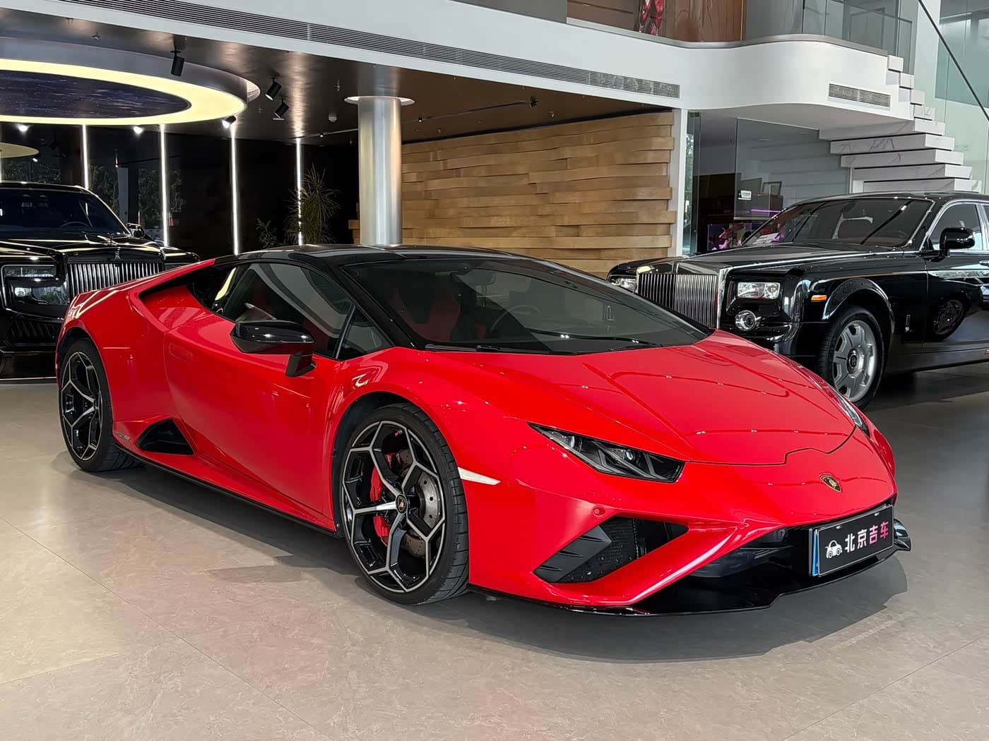Lamborghini Huracán 2021 — Фото 3/20
