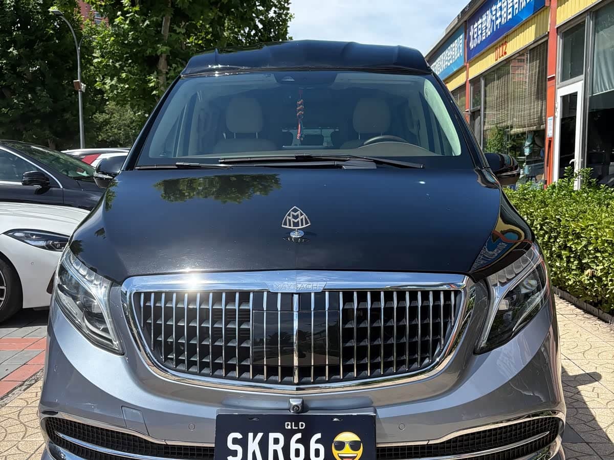 Mercedes-Benz V-Class 2020 — Фото 2/20