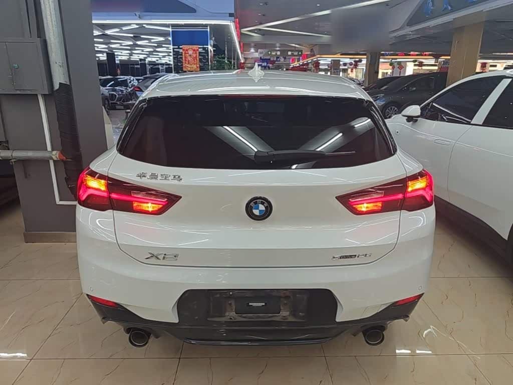 BMW X2 2023 — Фото 6/20