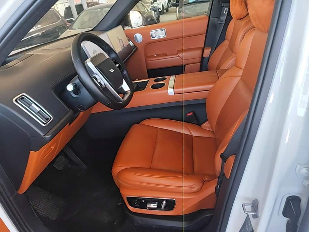 Li Auto L7 2023 — Фото 15/20