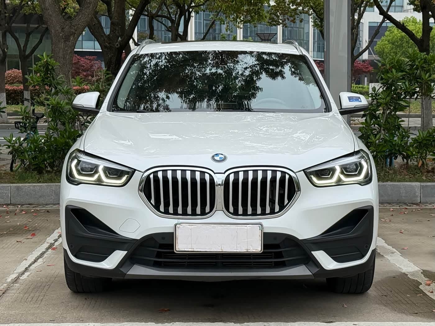 BMW X1 2023 — Фото 2/20