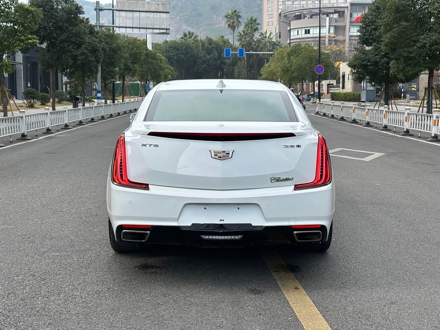 Cadillac XTS 2019 — Фото 6/18