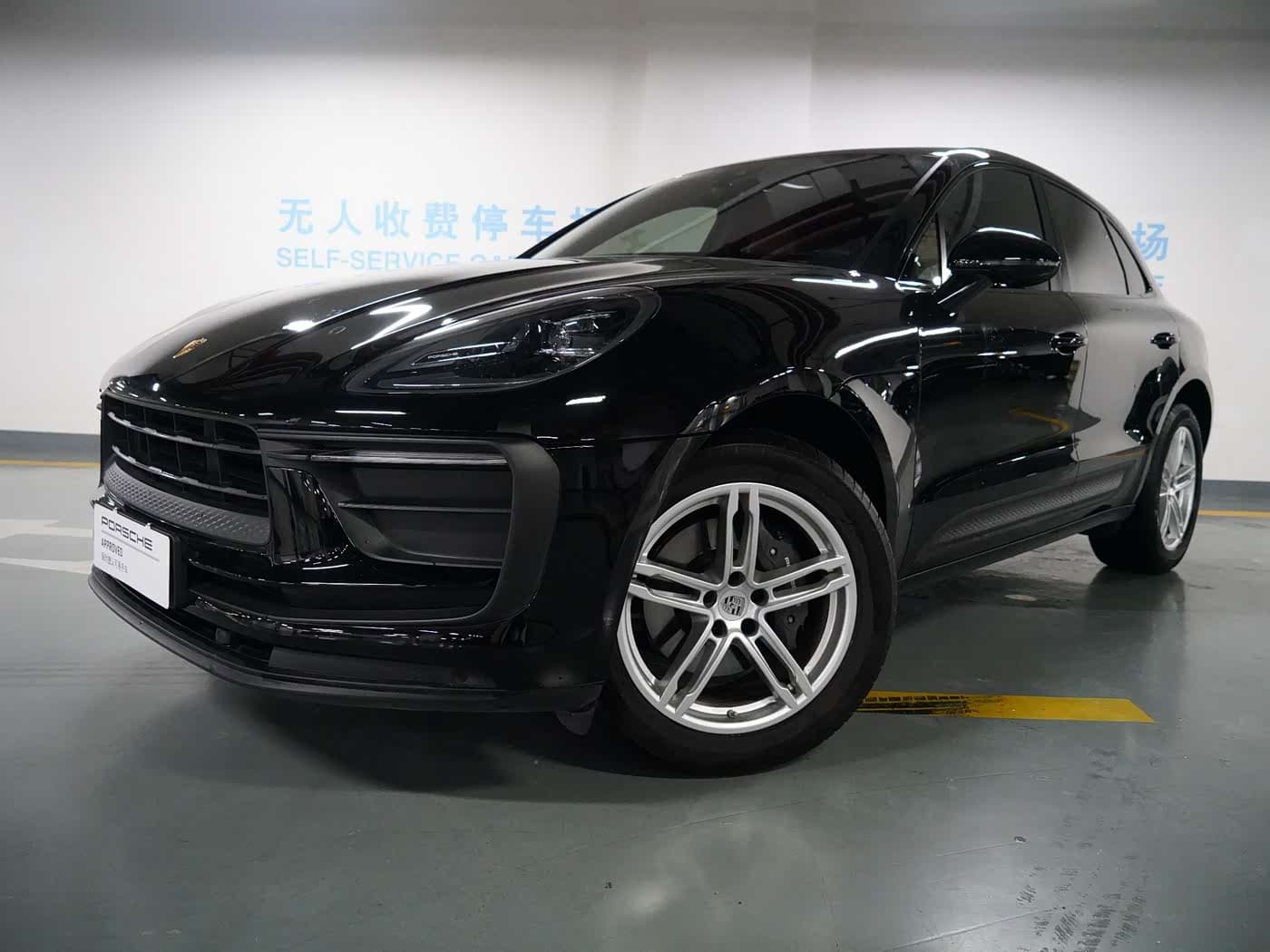 Porsche Macan 2023 — Фото 1/19