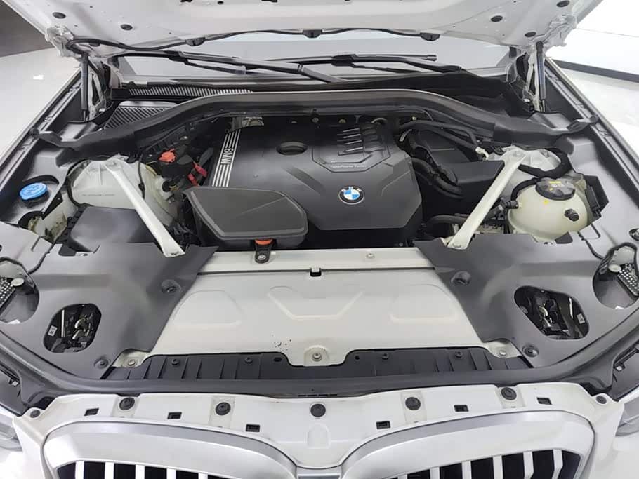 BMW X3 2022 — Фото 10/16