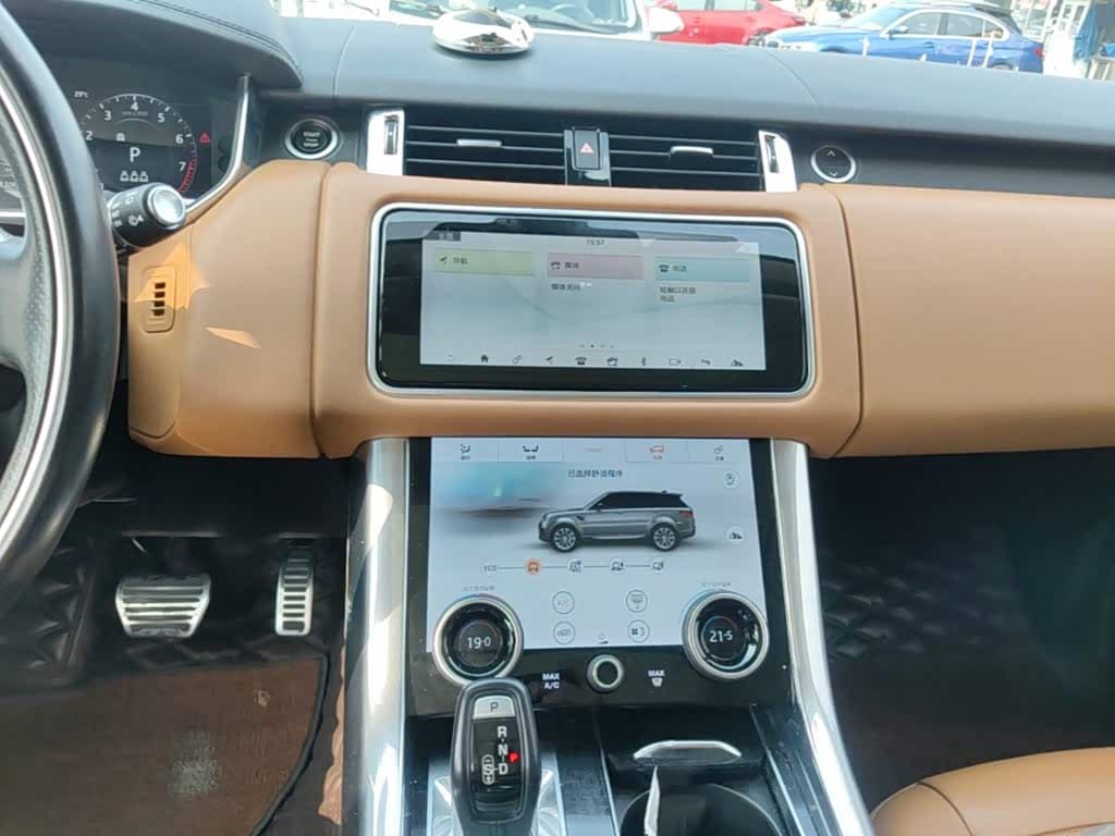 Land Rover Range Rover Sport 2021 — Фото 6/20