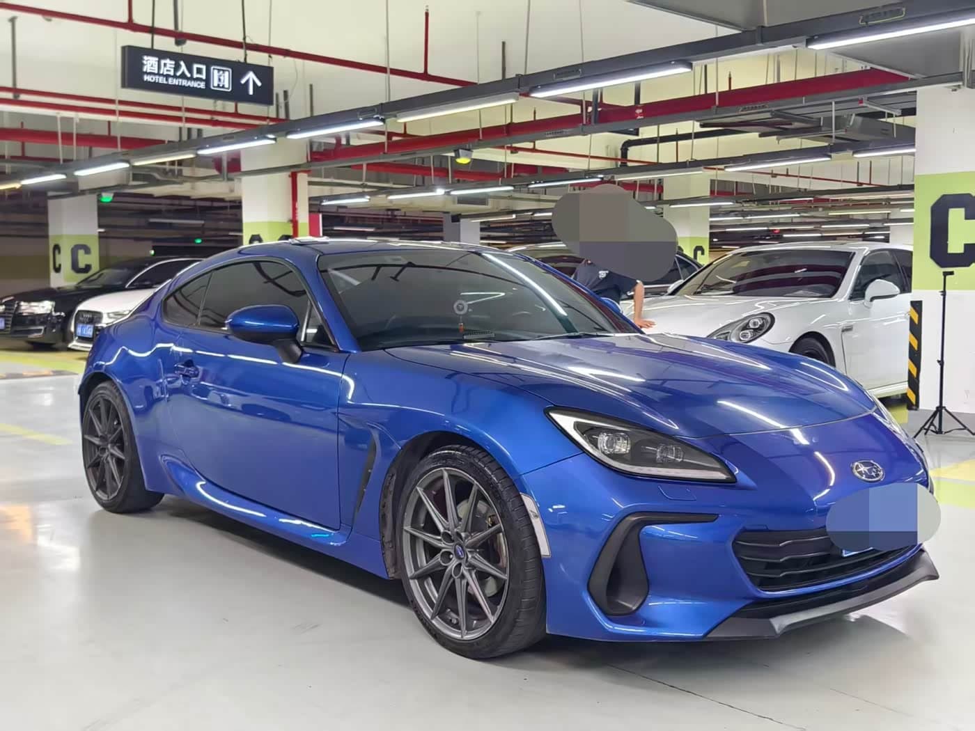 Subaru BRZ 2022 — Фото 3/9