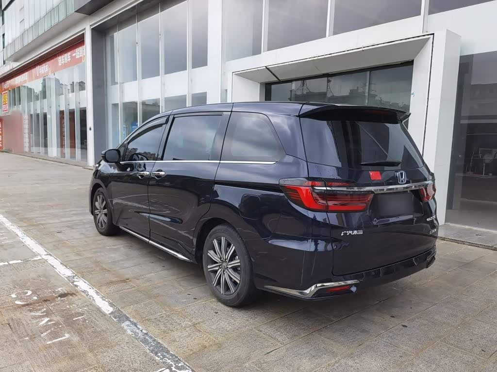 Honda Odyssey 2023 — Фото 19/20