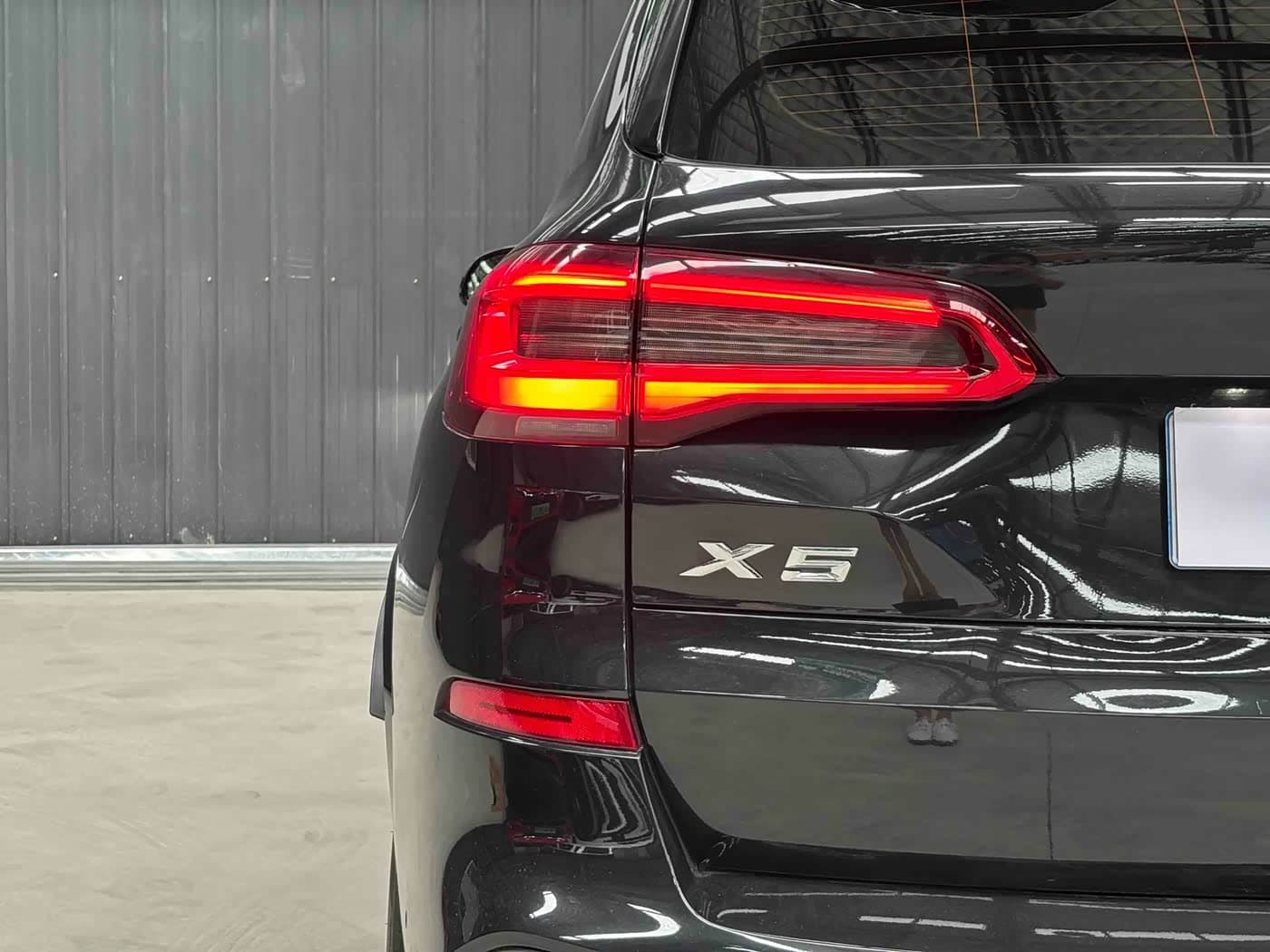 BMW X5 2019 — Фото 9/20