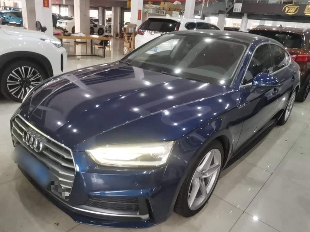 Audi A5 2018 — Фото 1/20