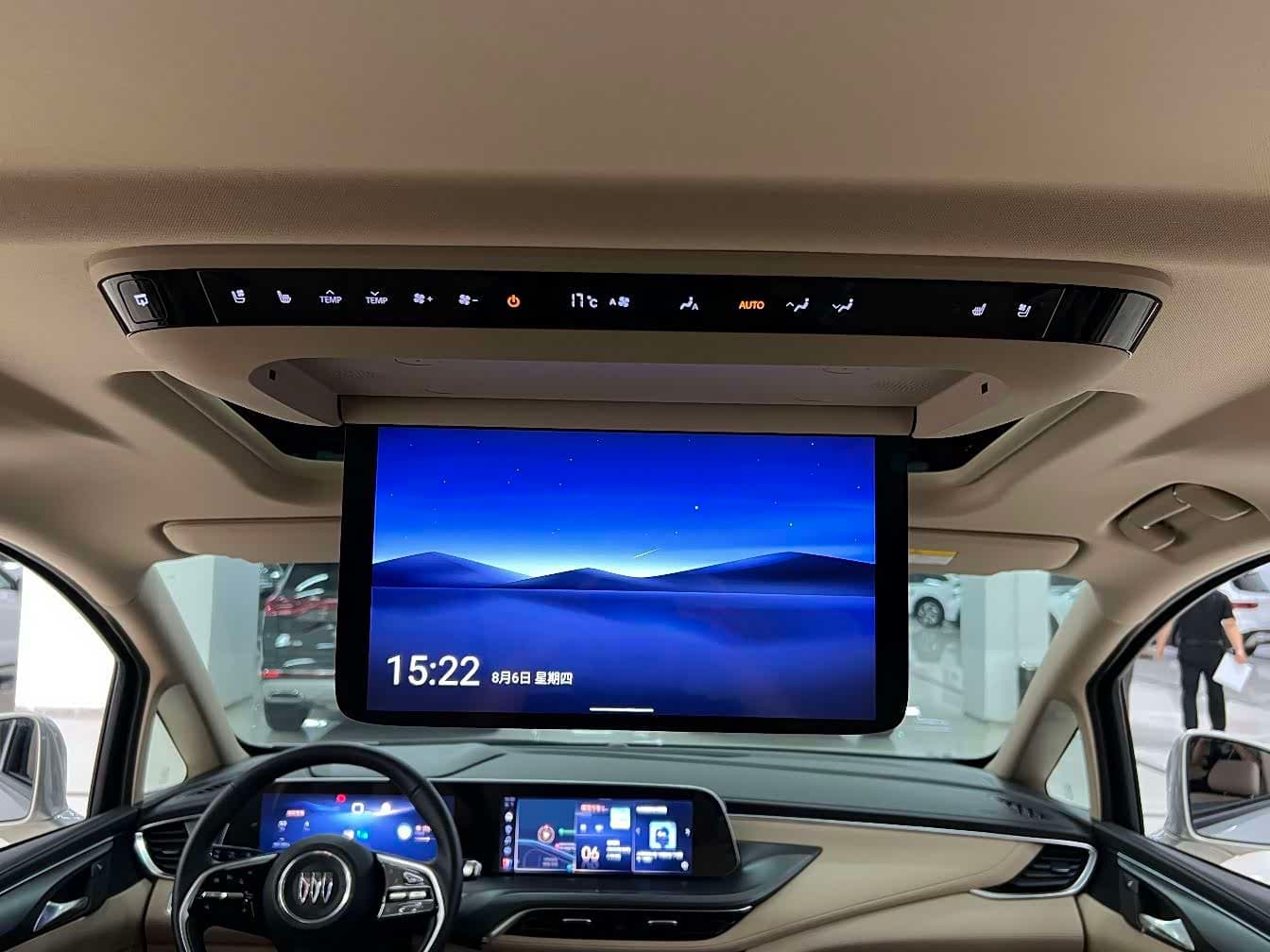 Buick GL8 New Energy 2025 — Фото 13/18