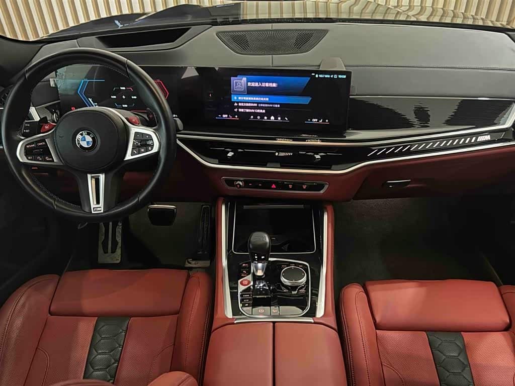 BMW X6 M 2025 — Фото 3/13