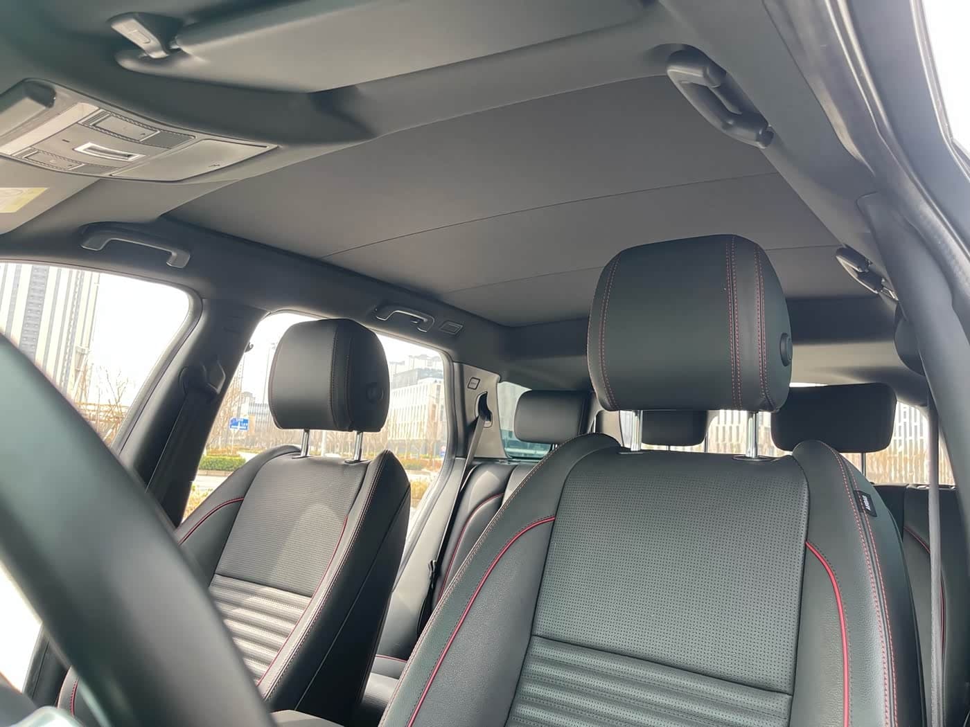 Land Rover Discovery Sport 2020 — Фото 14/20