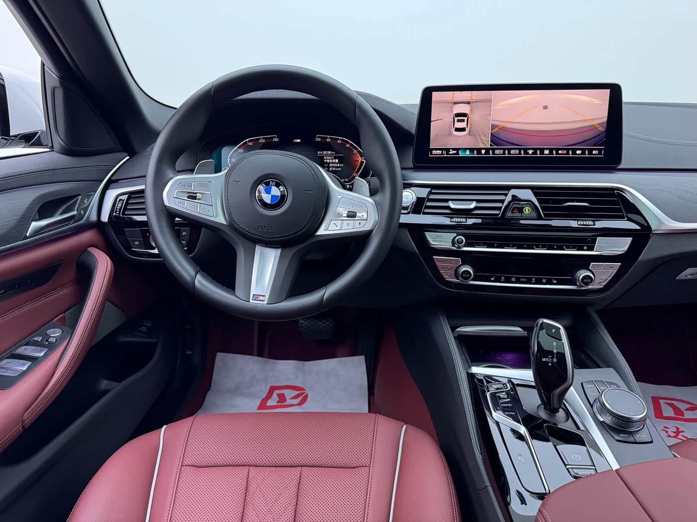 BMW 5 Series 2023 — Фото 16/20