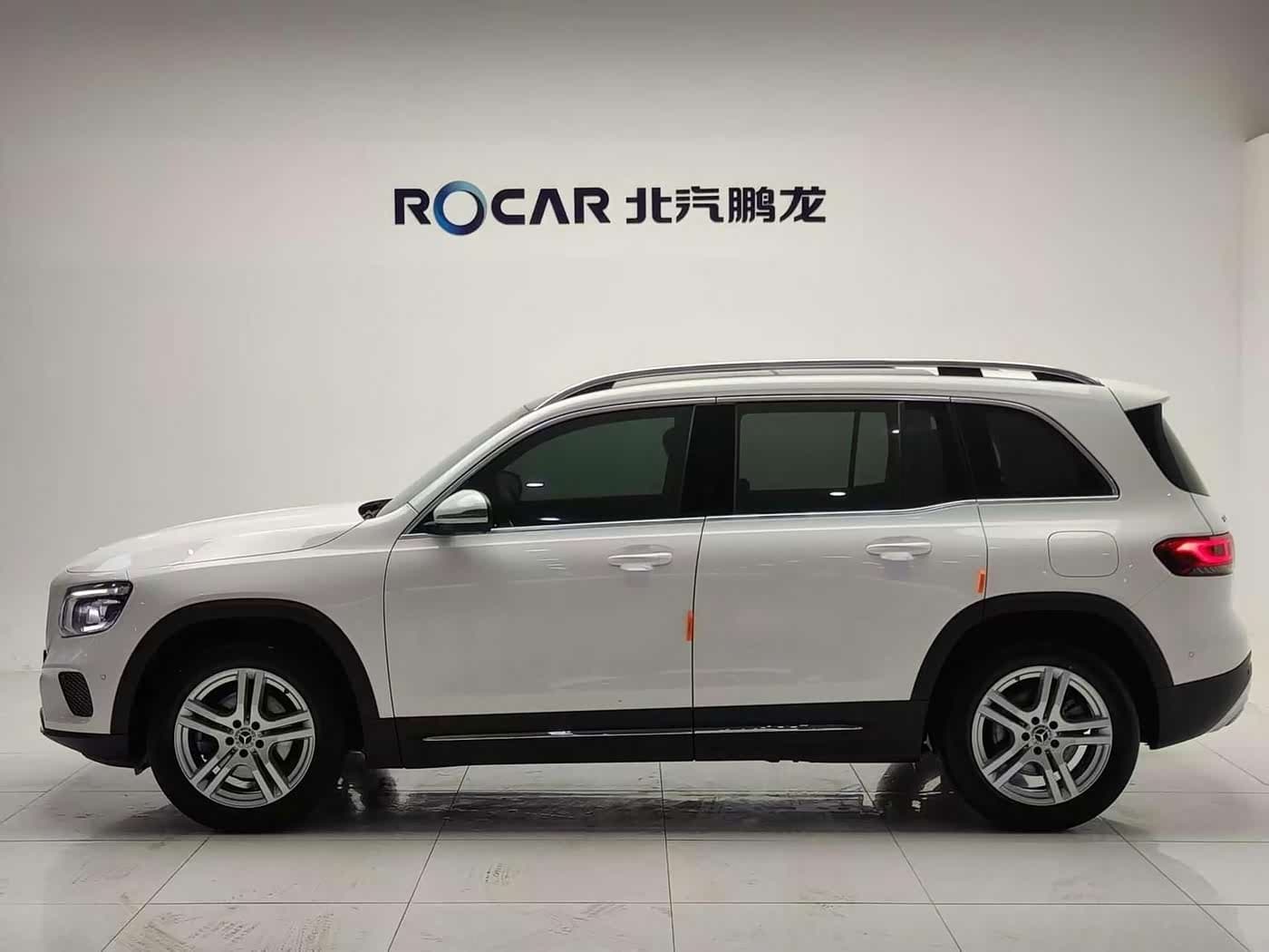 Mercedes-Benz GLB 2023 — Фото 4/20