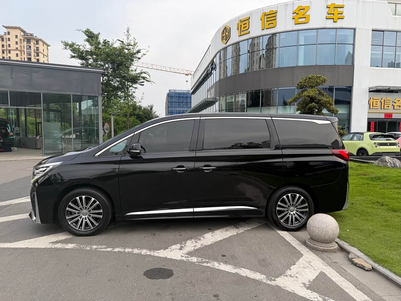 GAC Trumpchi Trumpchi M8 2021 — Фото 3/20