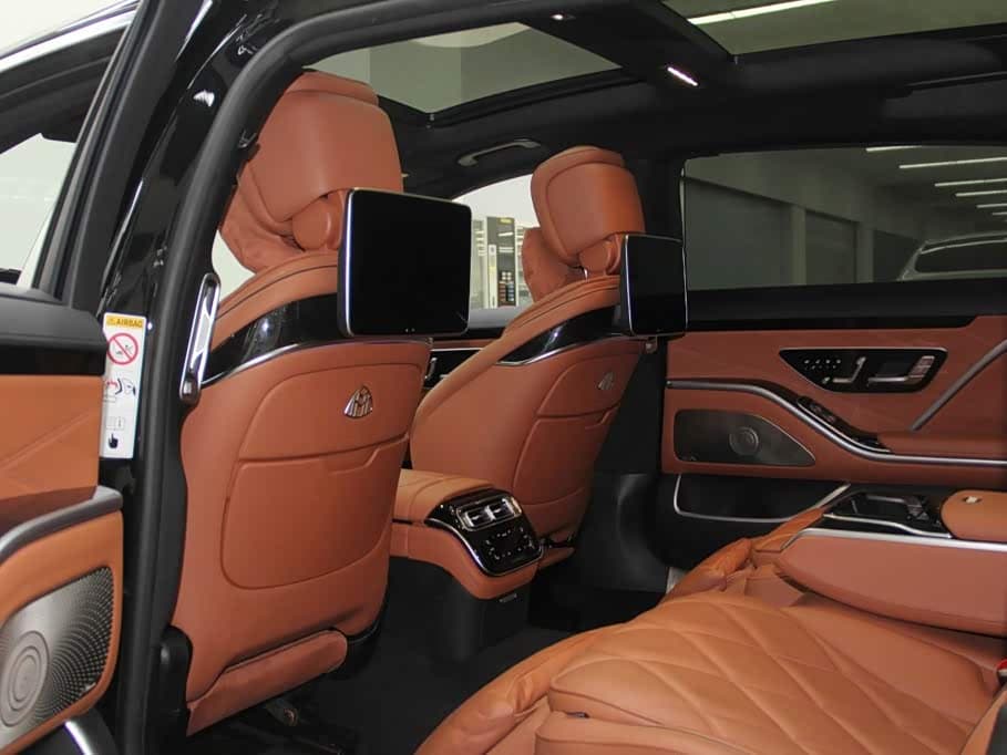 Mercedes-Benz Maybach S-Class 2024 — Фото 18/20