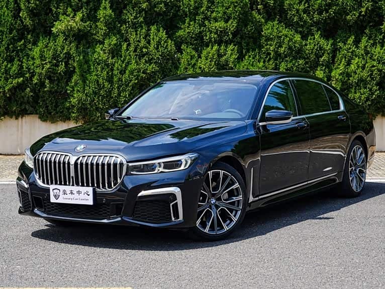 BMW 7 Series 2018 — Фото 1/15