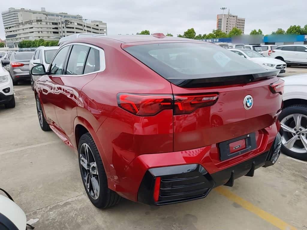 BMW X2 2024 — Фото 5/20