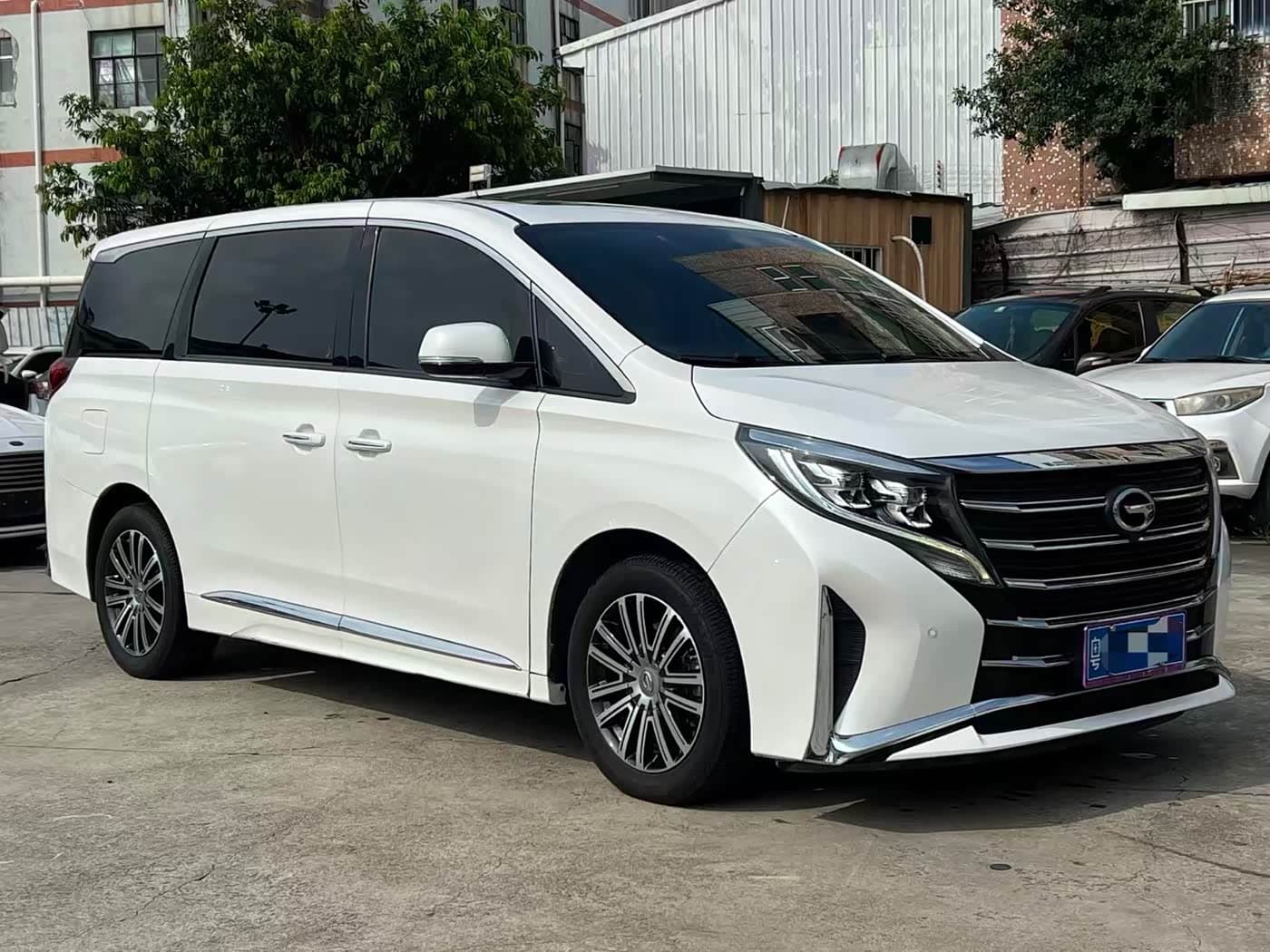 GAC Trumpchi Trumpchi M8 2021 — Фото 3/15
