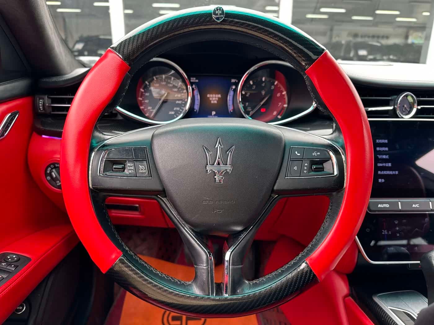 Maserati Quattroporte 2015 — Фото 12/19