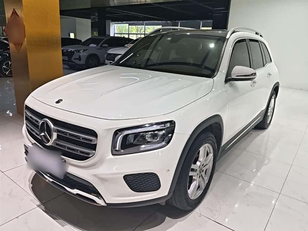 Mercedes-Benz GLB 2020 — Фото 2/20