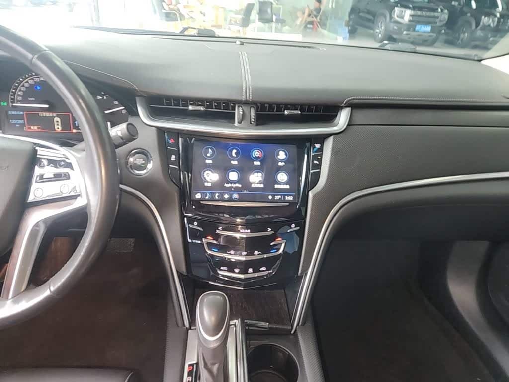 Cadillac XTS 2018 — Фото 13/20