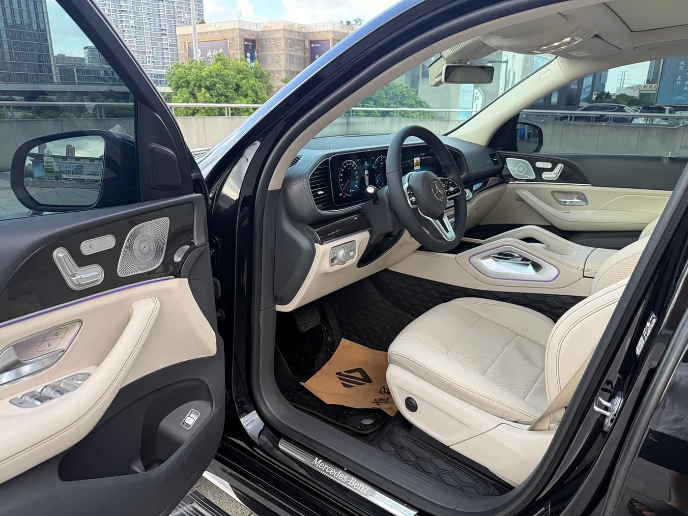 Mercedes-Benz GLE 2020 — Фото 5/15