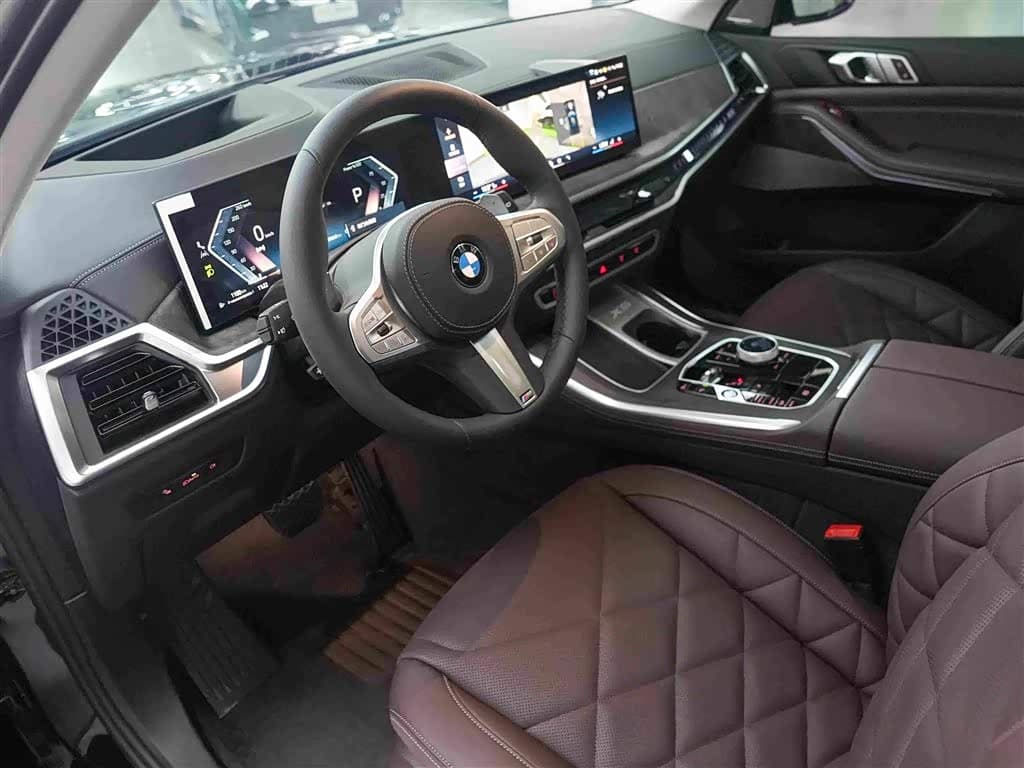 BMW X5 2026 — Фото 8/14
