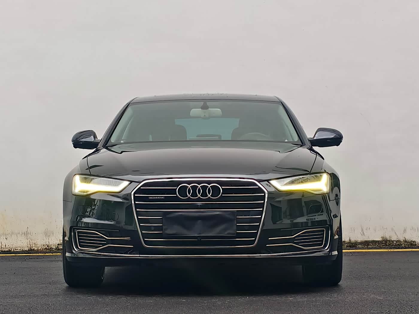 Audi A6L 2016 — Фото 2/17