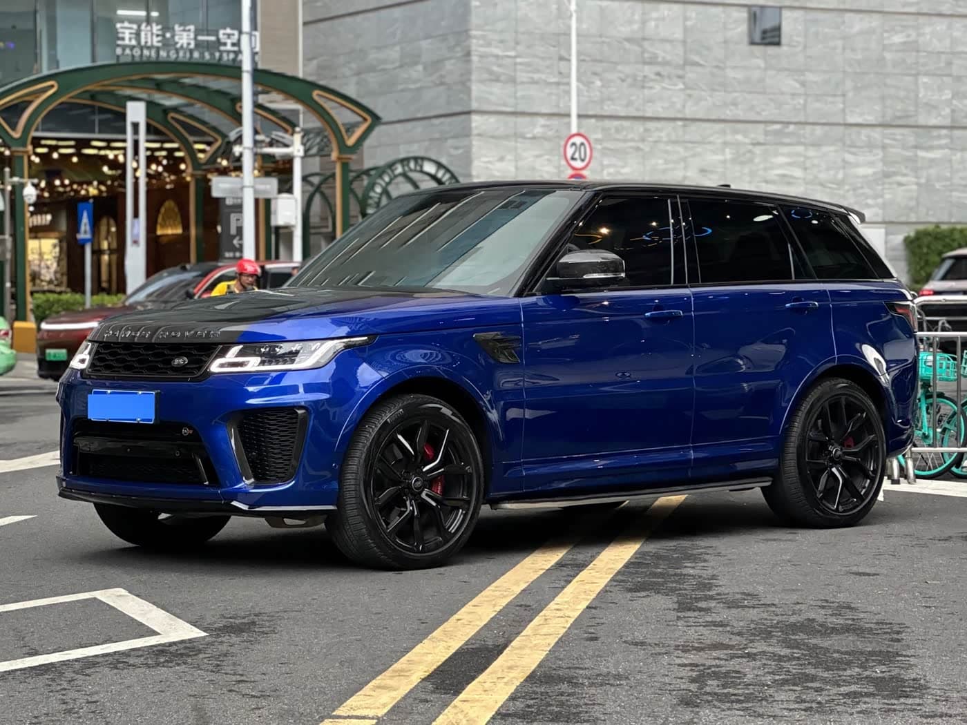 Land Rover Range Rover Sport 2022 — Фото 1/20