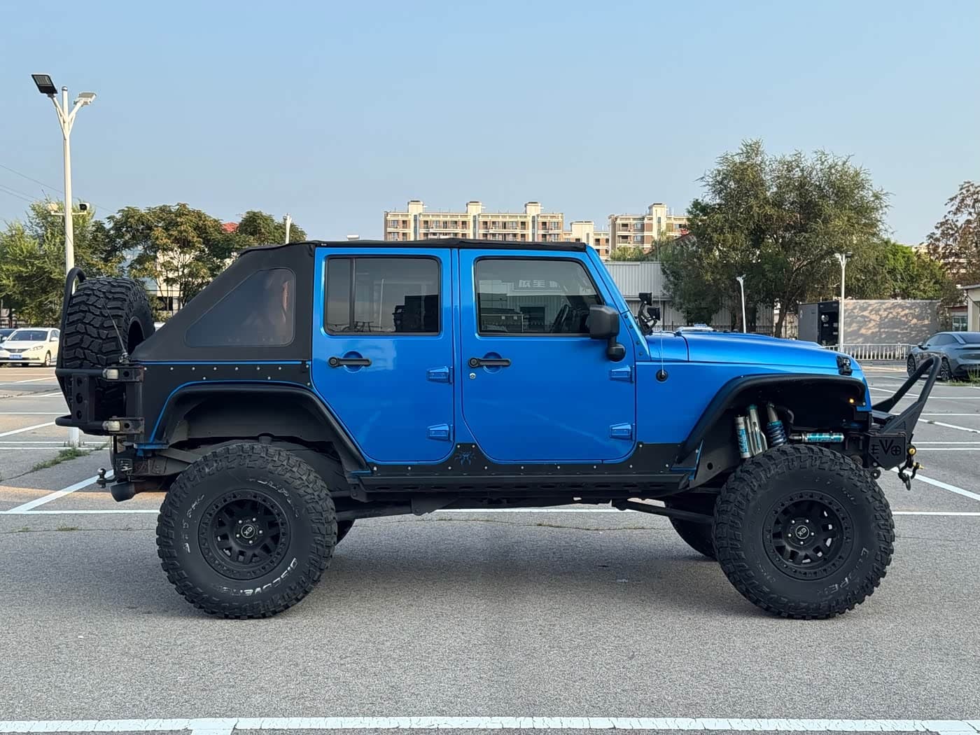 Jeep Wrangler 2016 — Фото 7/19