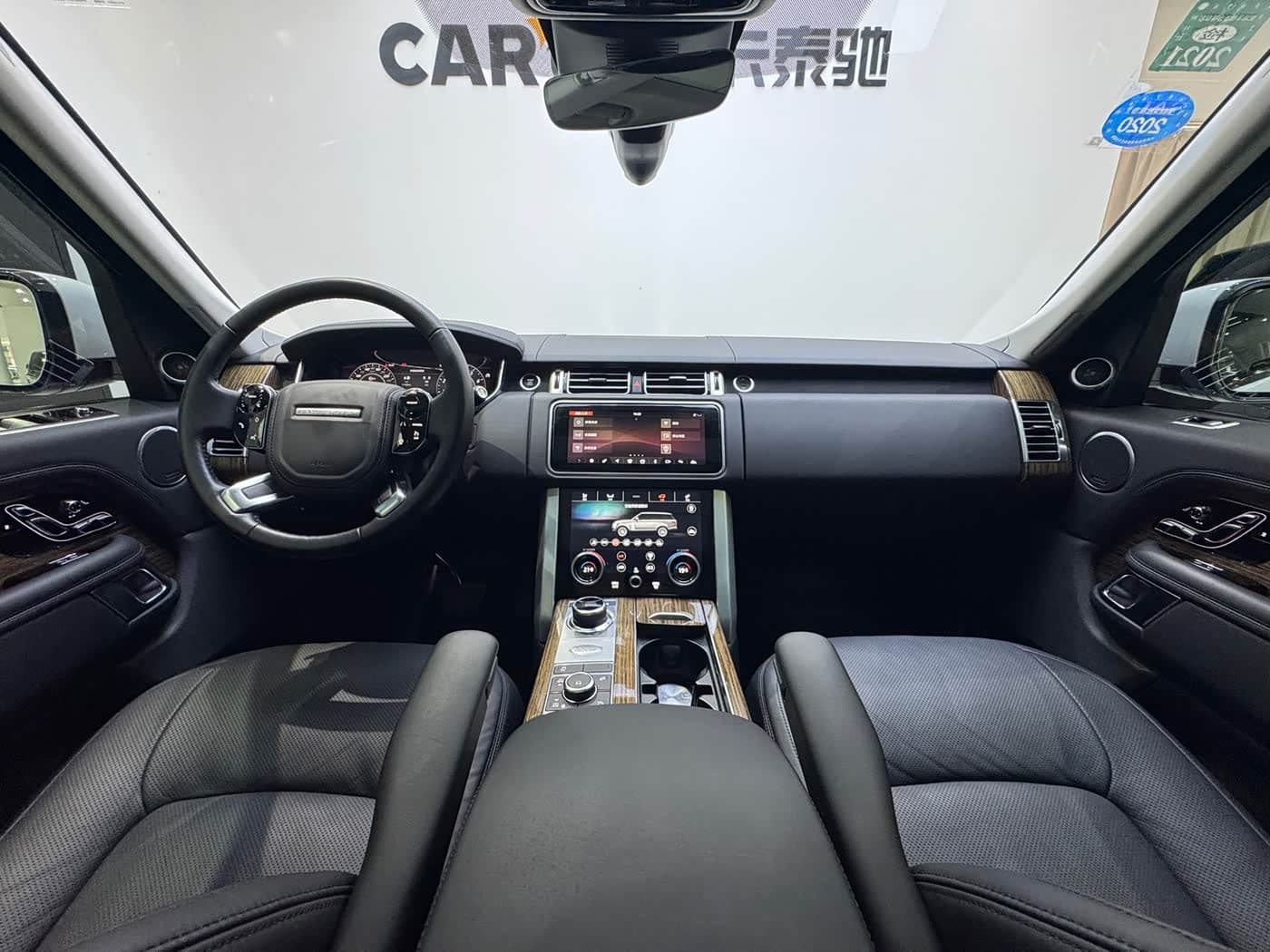 Land Rover Range Rover 2019 — Фото 17/18
