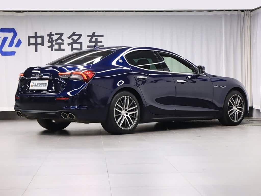 Maserati Ghibli 2020 — Фото 3/20